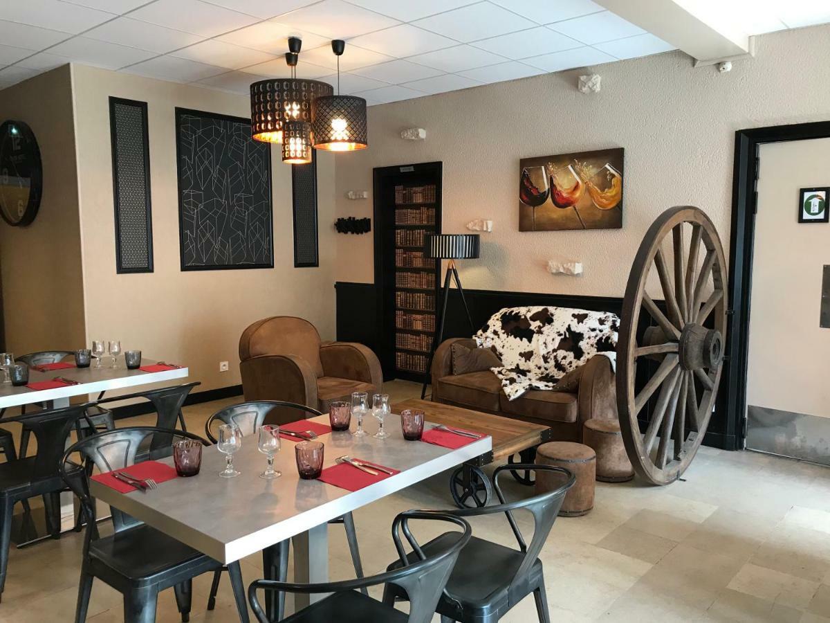Hotel Du Centre - Restaurant Le P'Tit Gourmet 토네레 외부 사진